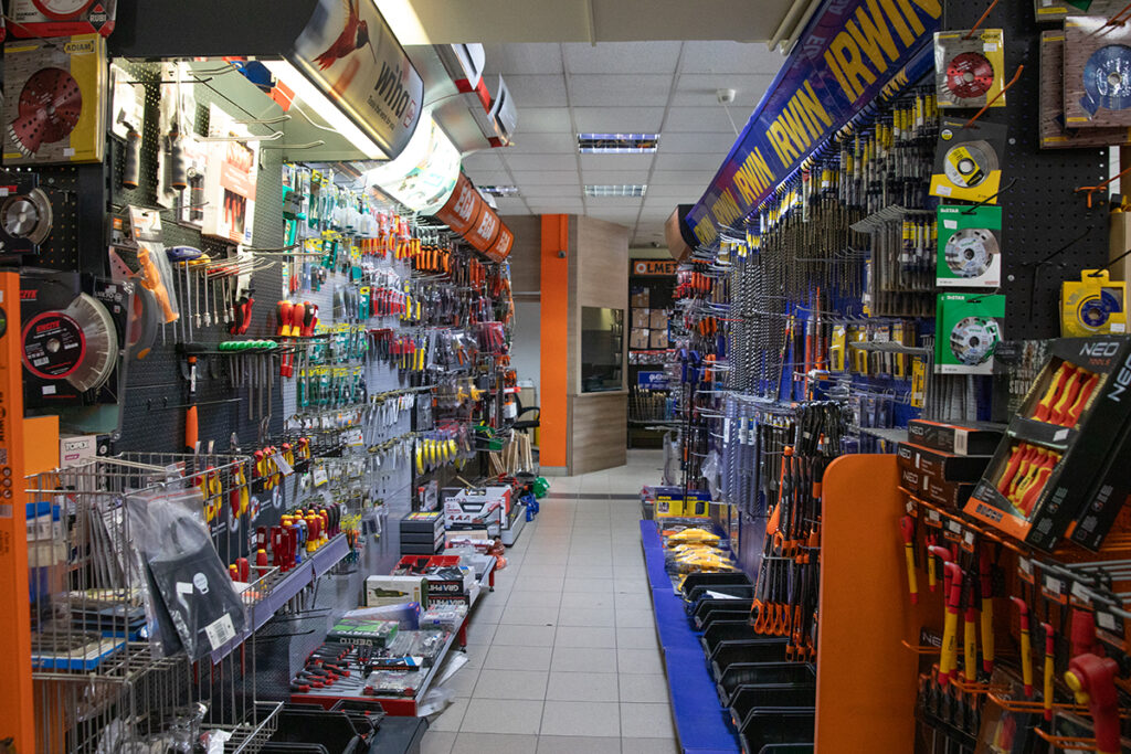 Narzędzia w sklepie Olmet