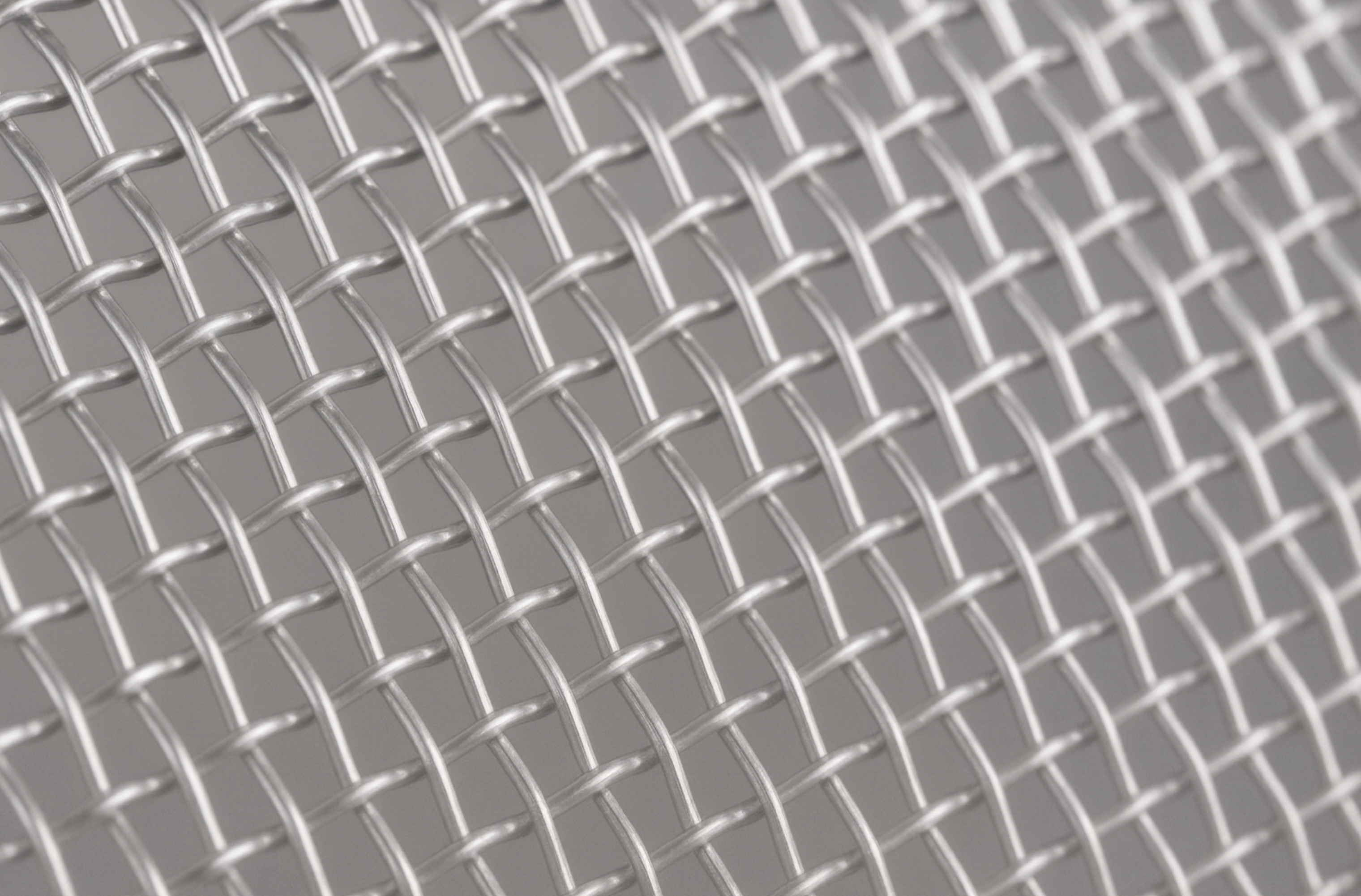 Siatki ze stali nierdzewnej – trwałość, precyzja i siła w służbie przemysłu