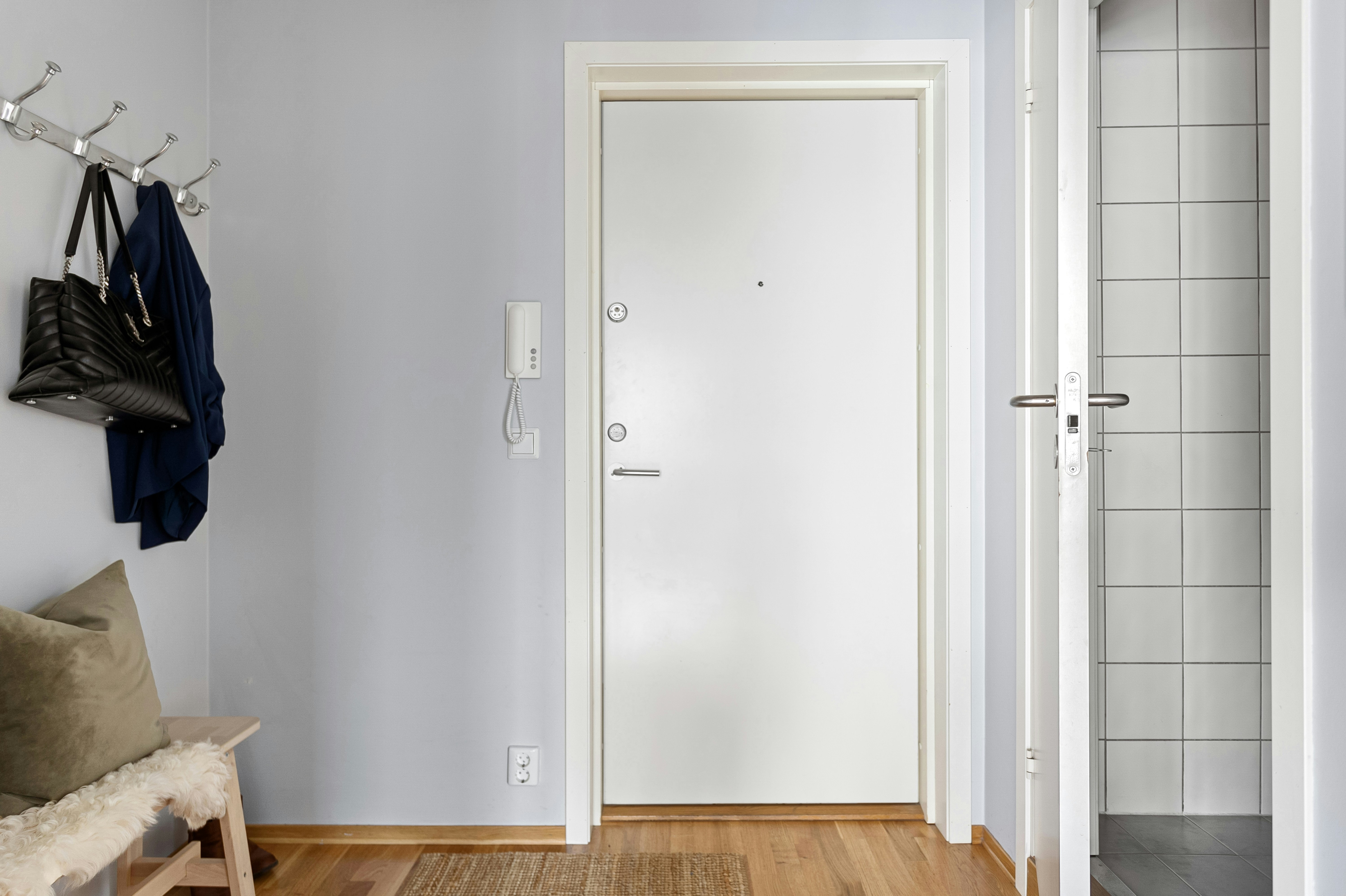 montaż drzwi antywłamaniowych